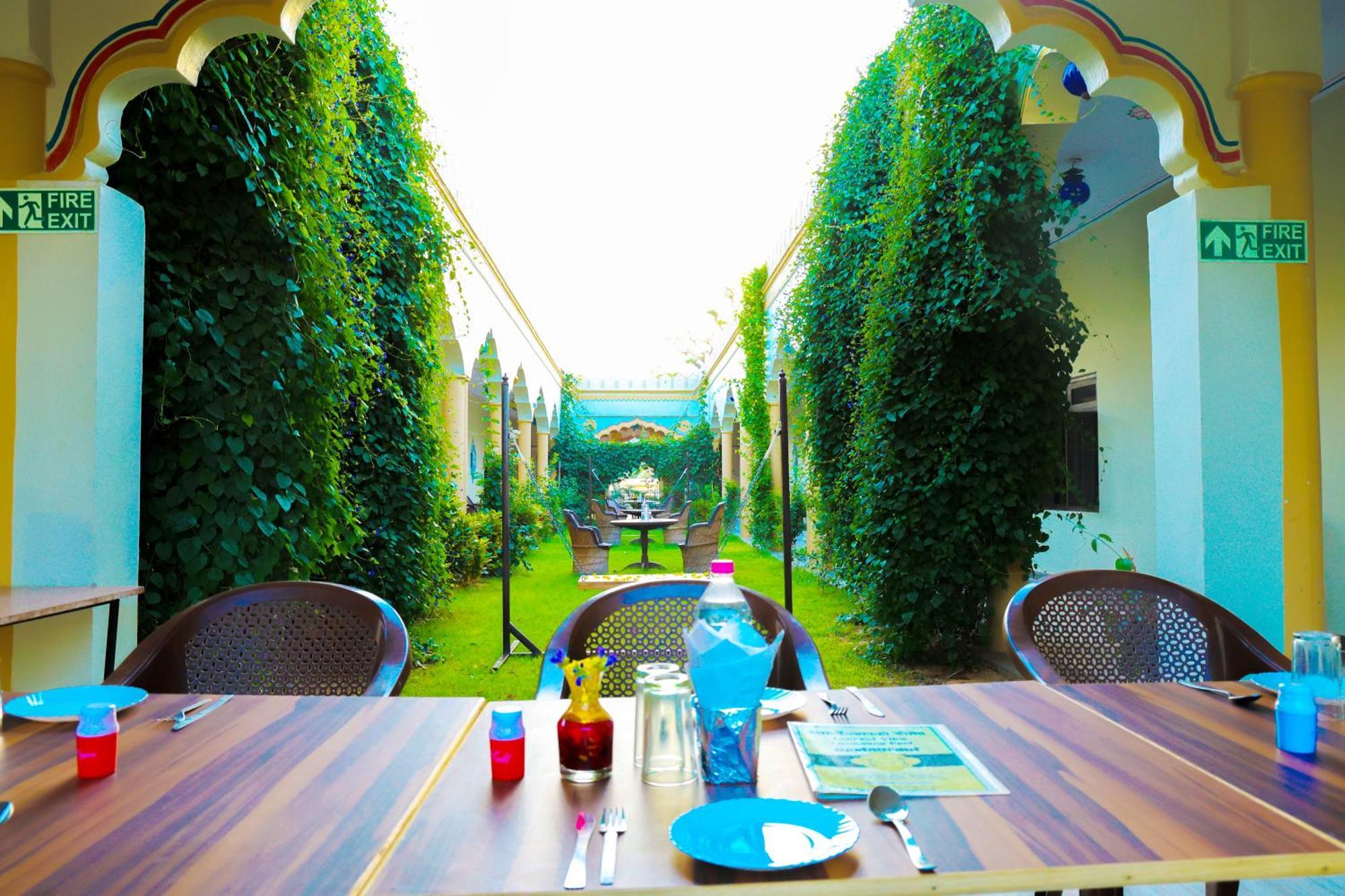 Hotel Mewad Haveli Пушкар Экстерьер фото