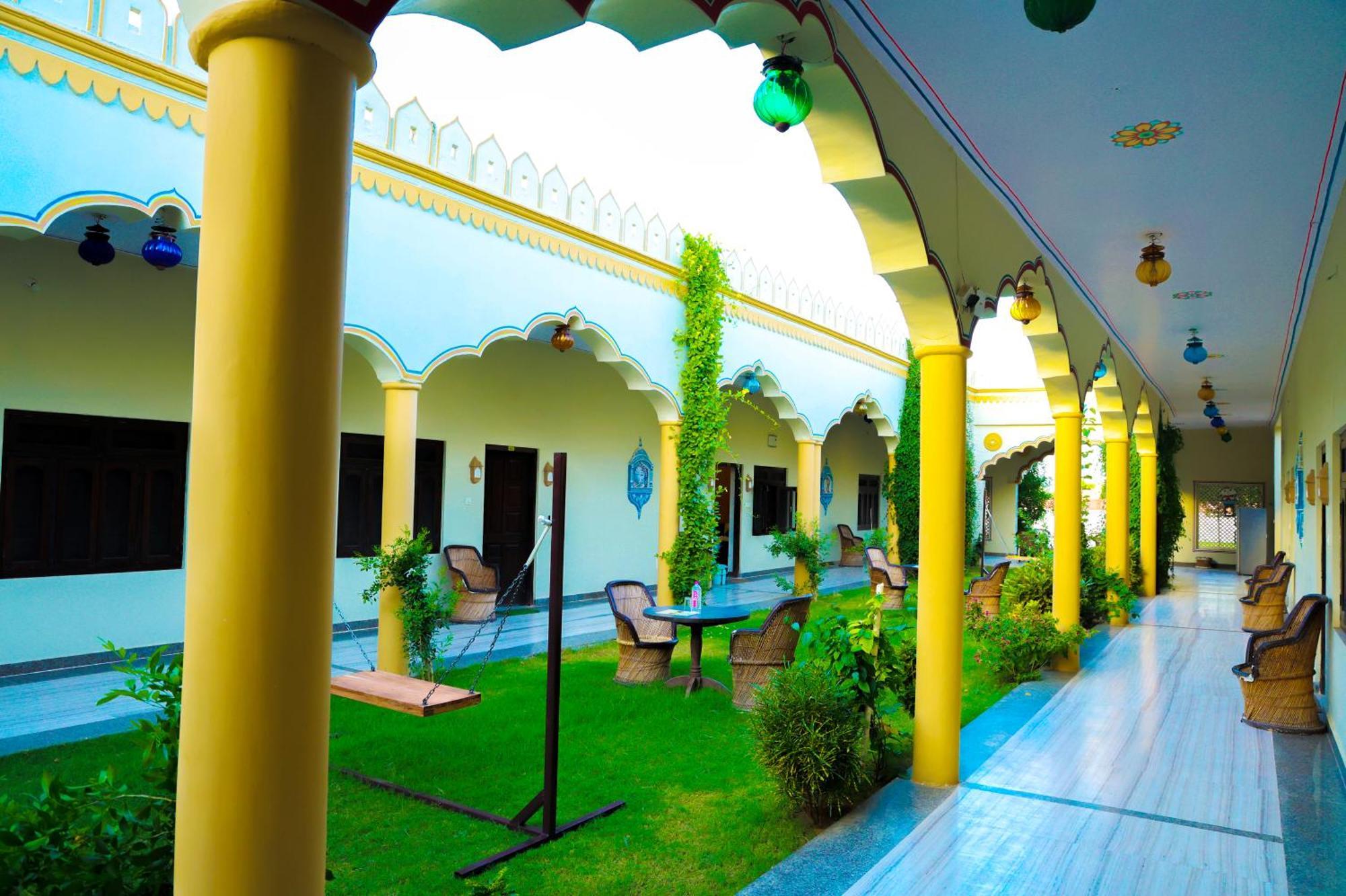 Hotel Mewad Haveli Пушкар Экстерьер фото