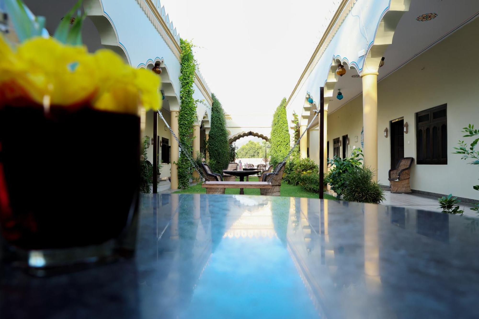 Hotel Mewad Haveli Пушкар Экстерьер фото